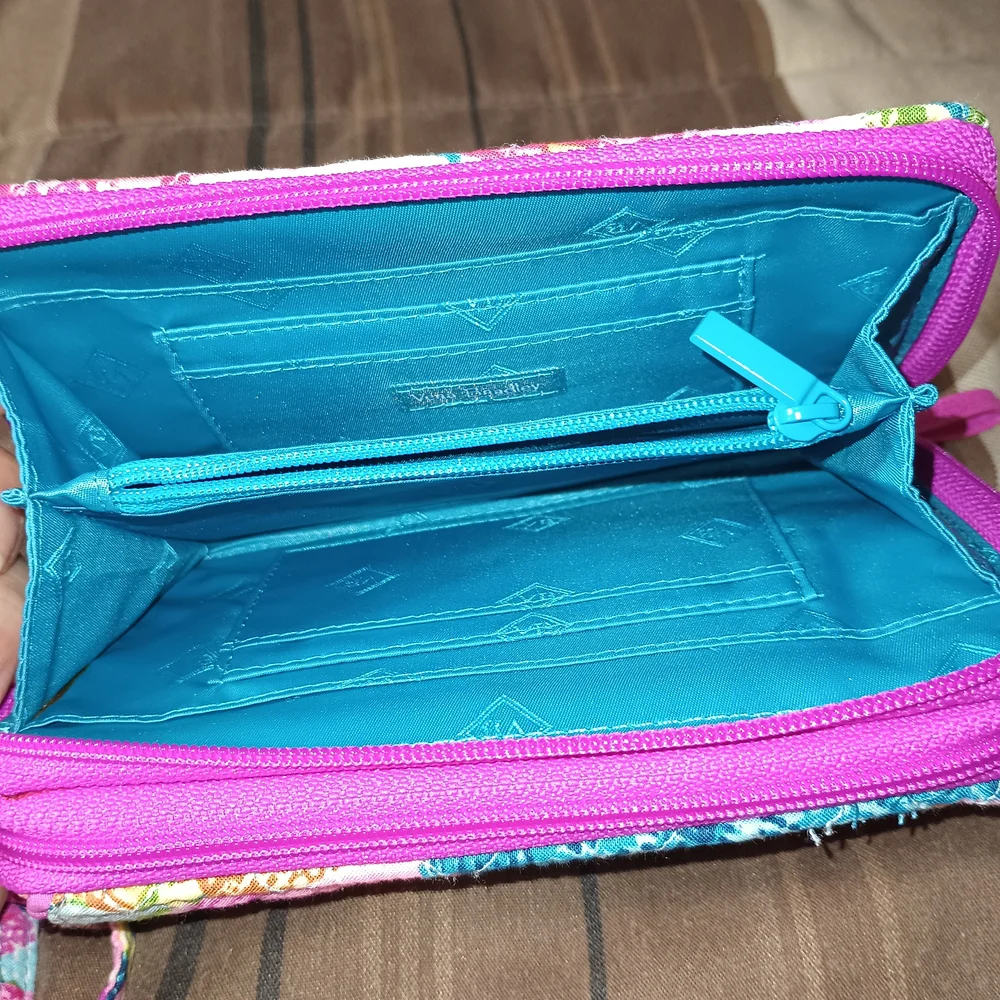 Vera Bradley RFID‎ Protection Wristlet/Wallet/Crossbody Bag NWOT